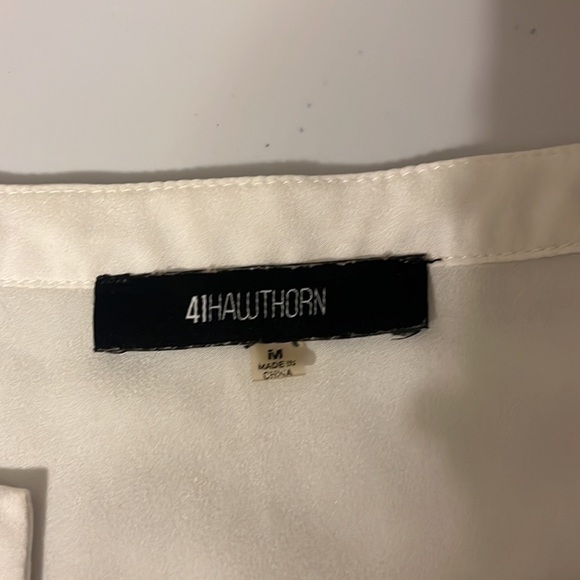 41 Hawthorn White Half Button Down Blouse Size M - Picture 7 of 9